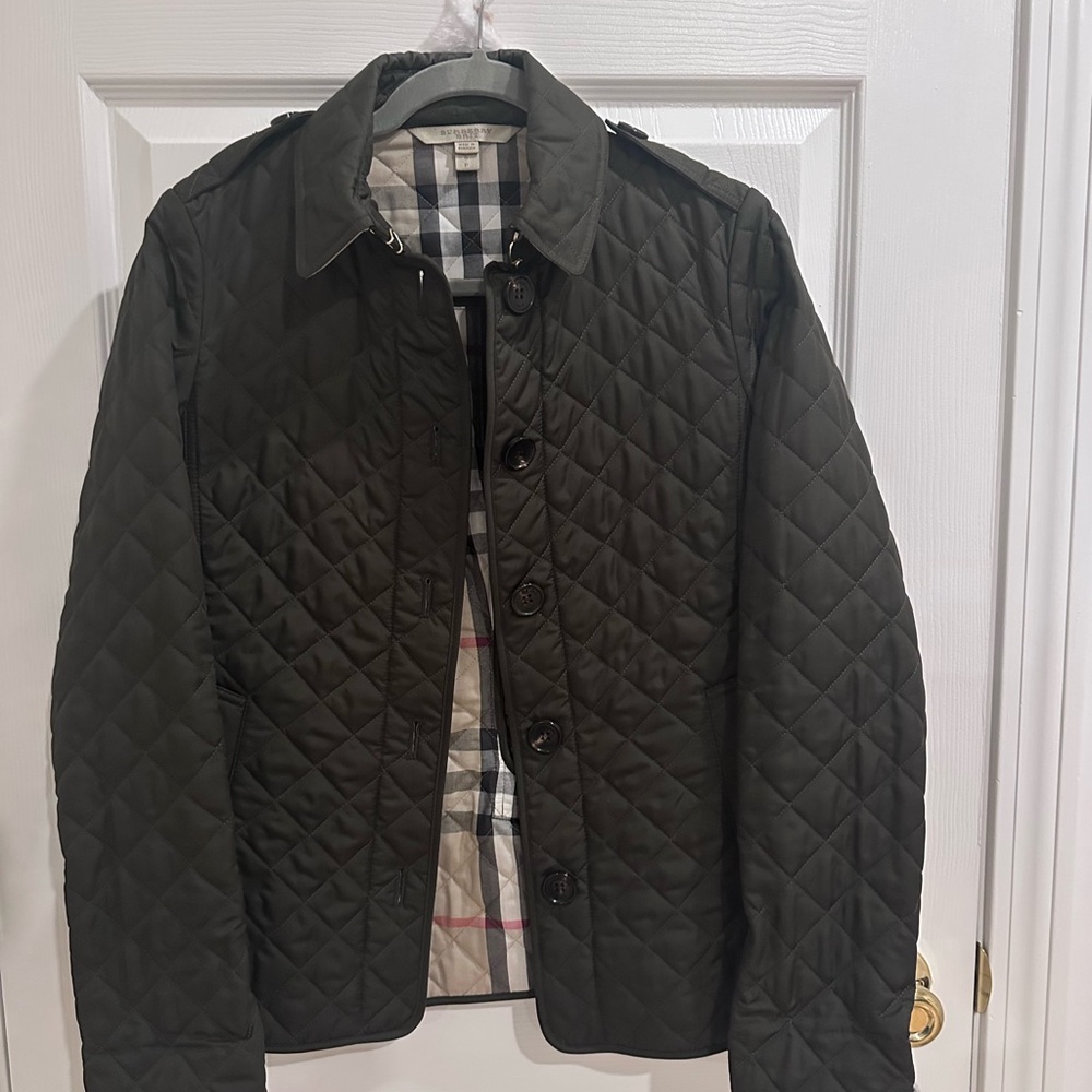 Burberry Women’s  Quilted Jacket - Olive  Green